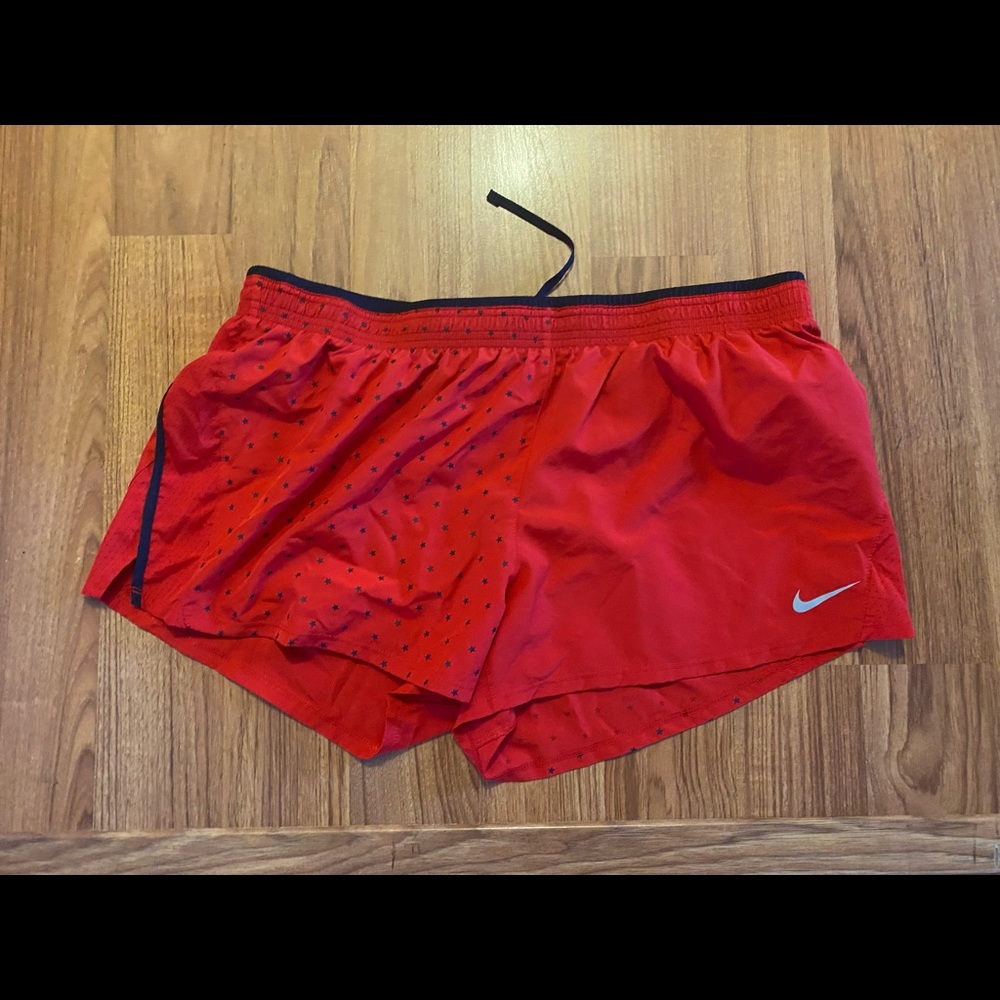 Women’s Nike shorts.
